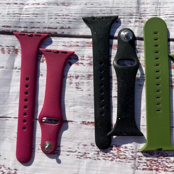 Heyday Set of 4 Smart Watch 40MM Silicone Bands Pre-Loved - Picture 2 of 5